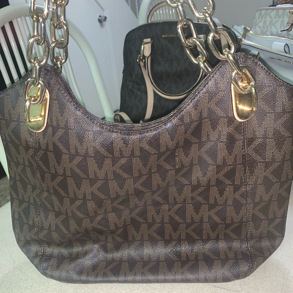 Michael kors chain shoulder bag